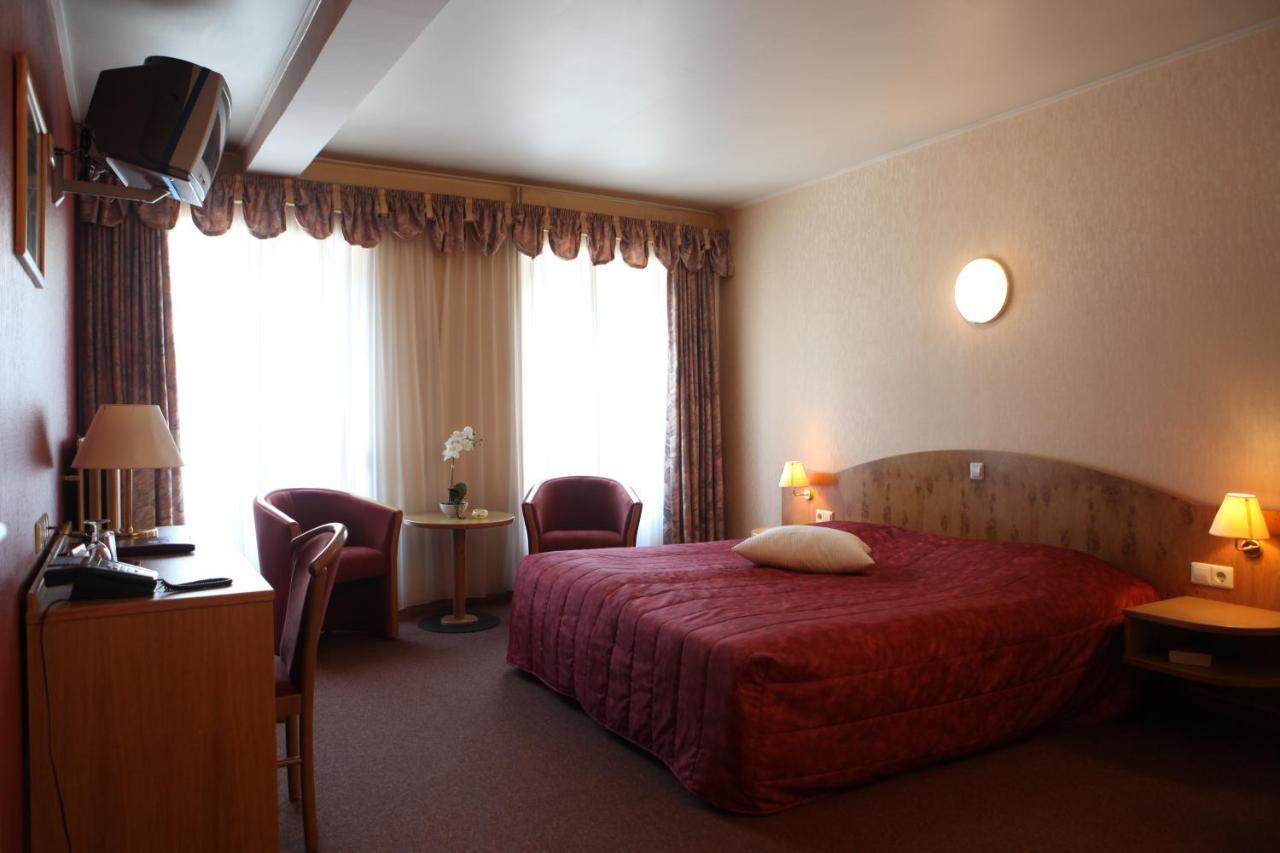 Hotel Op Der Bleech Larochette Eksteriør billede